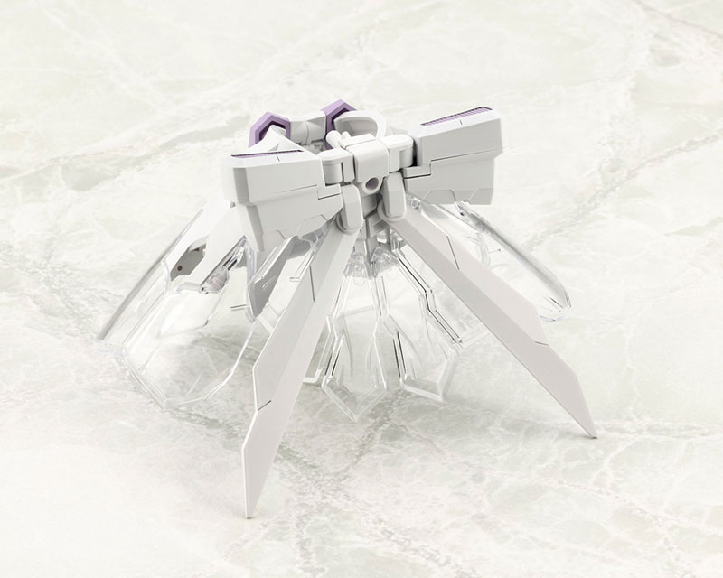 M.S.G Modeling Support Goods MECHA SUPPLY32 EXPANSION ARMOR Type E Dress Ver. (WHITE)(Pre-order)