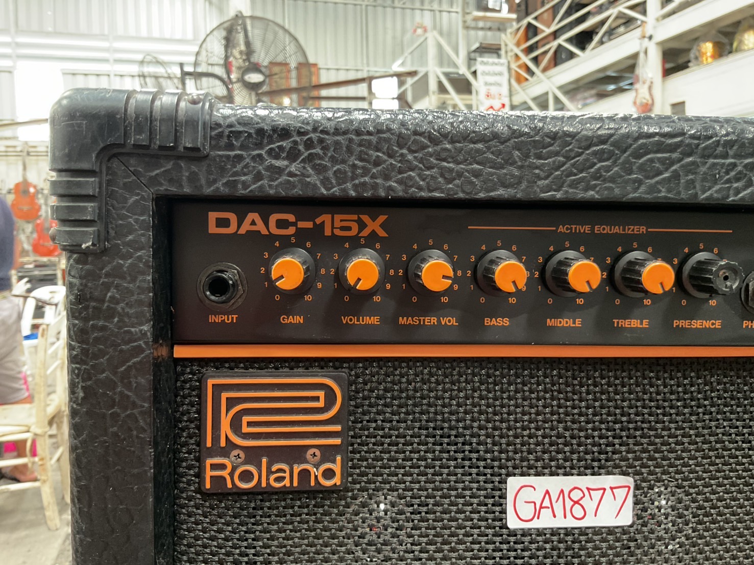 แอมป์กีต้าร์ Roland : DAC-15X
