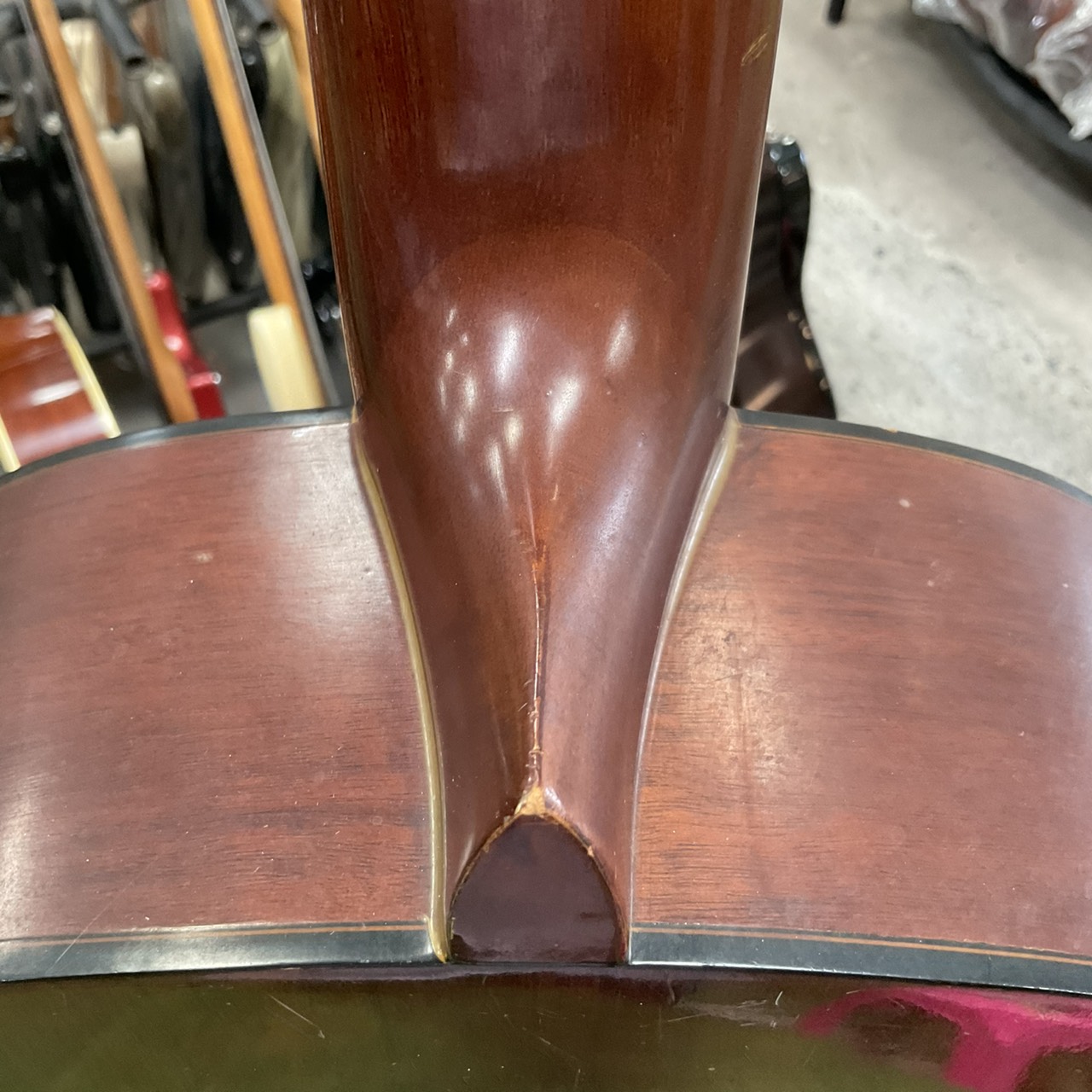 กีต้าร์คลาสสิค YAMAHA : C-180