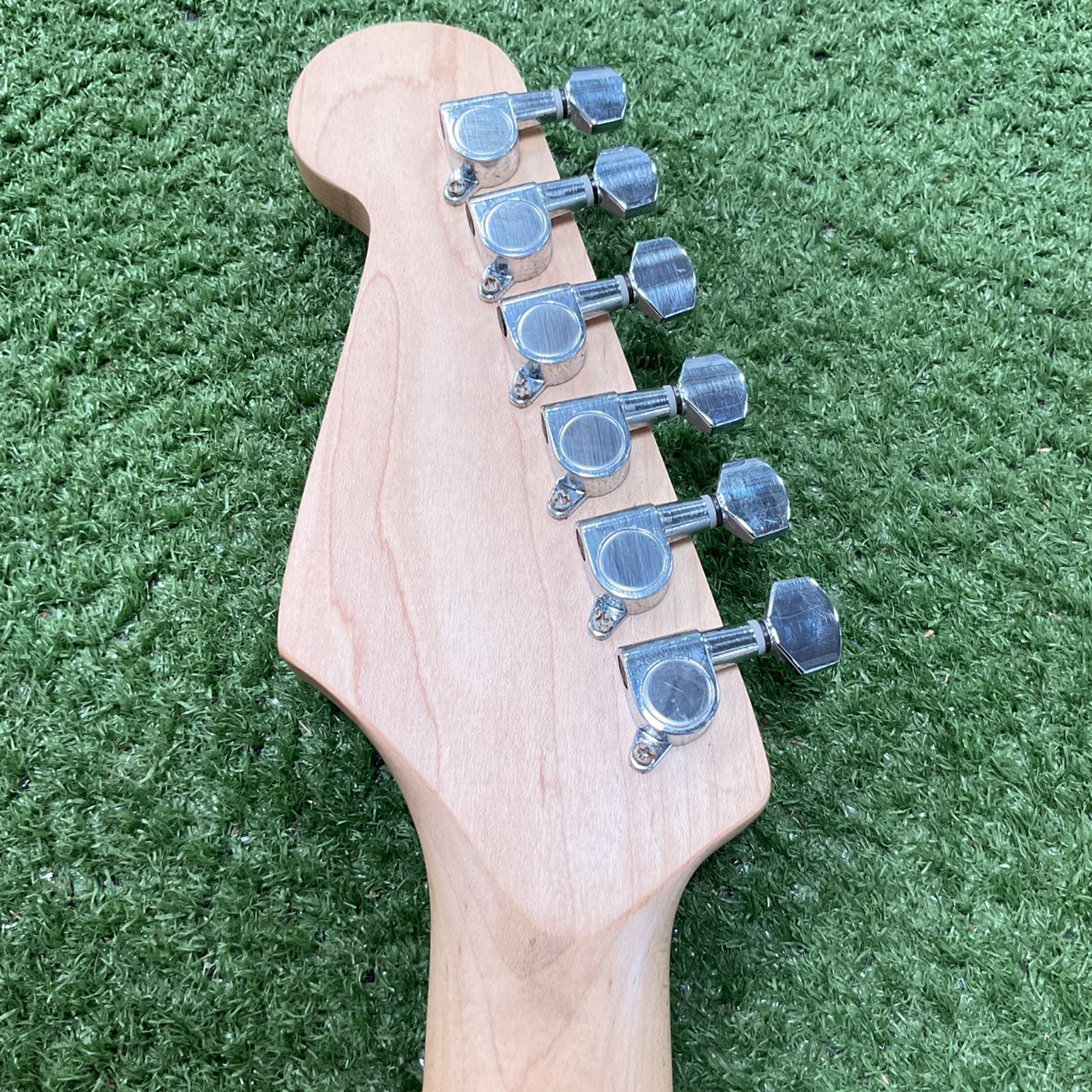 กีต้าร์ไฟฟ้า SELDER