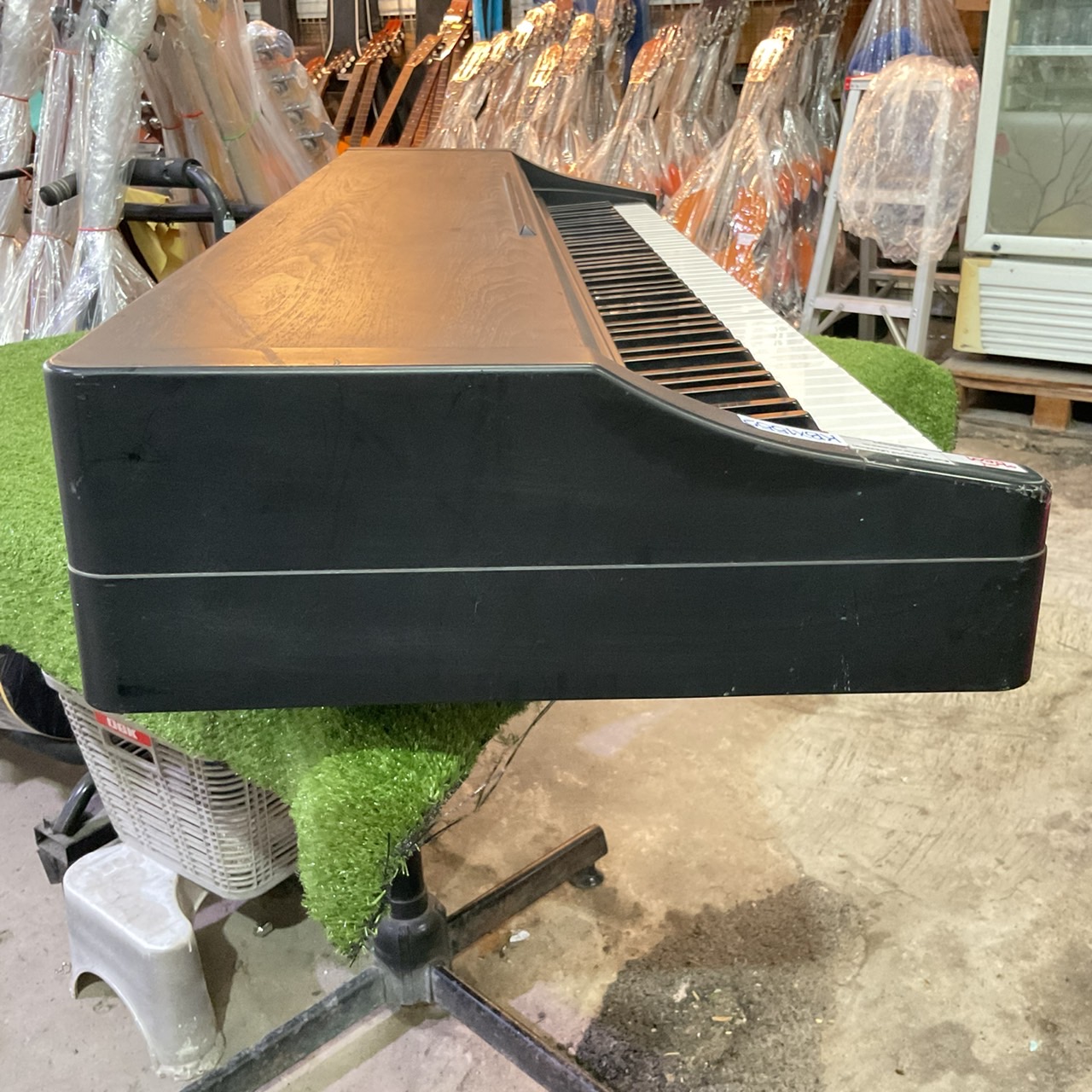 เปียโน KORG : C-16 สินค้าไม่พร้อมใช้งาน (ต้องซ่อม)