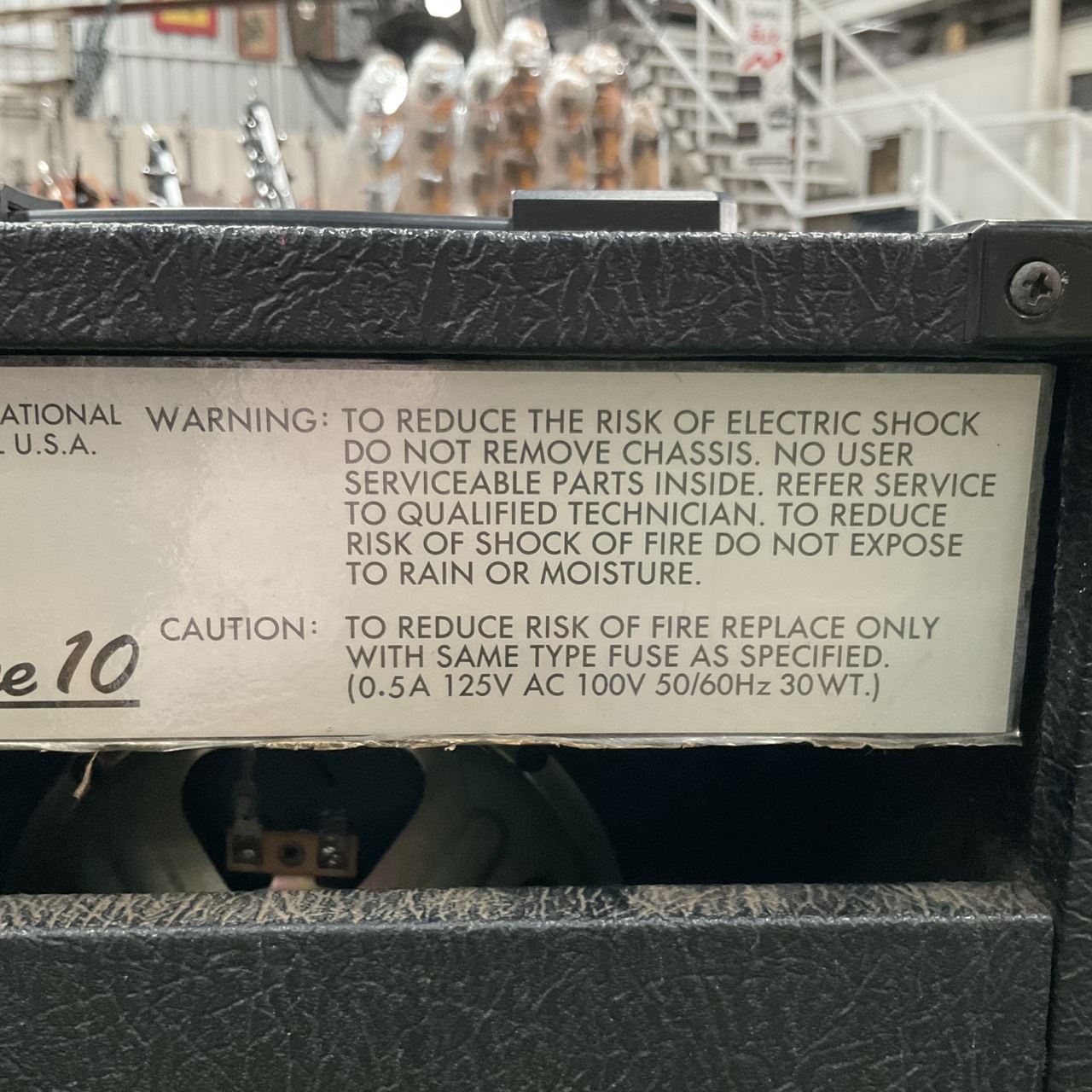 แอมป์กีต้าร์ WASHBURN : Live 10