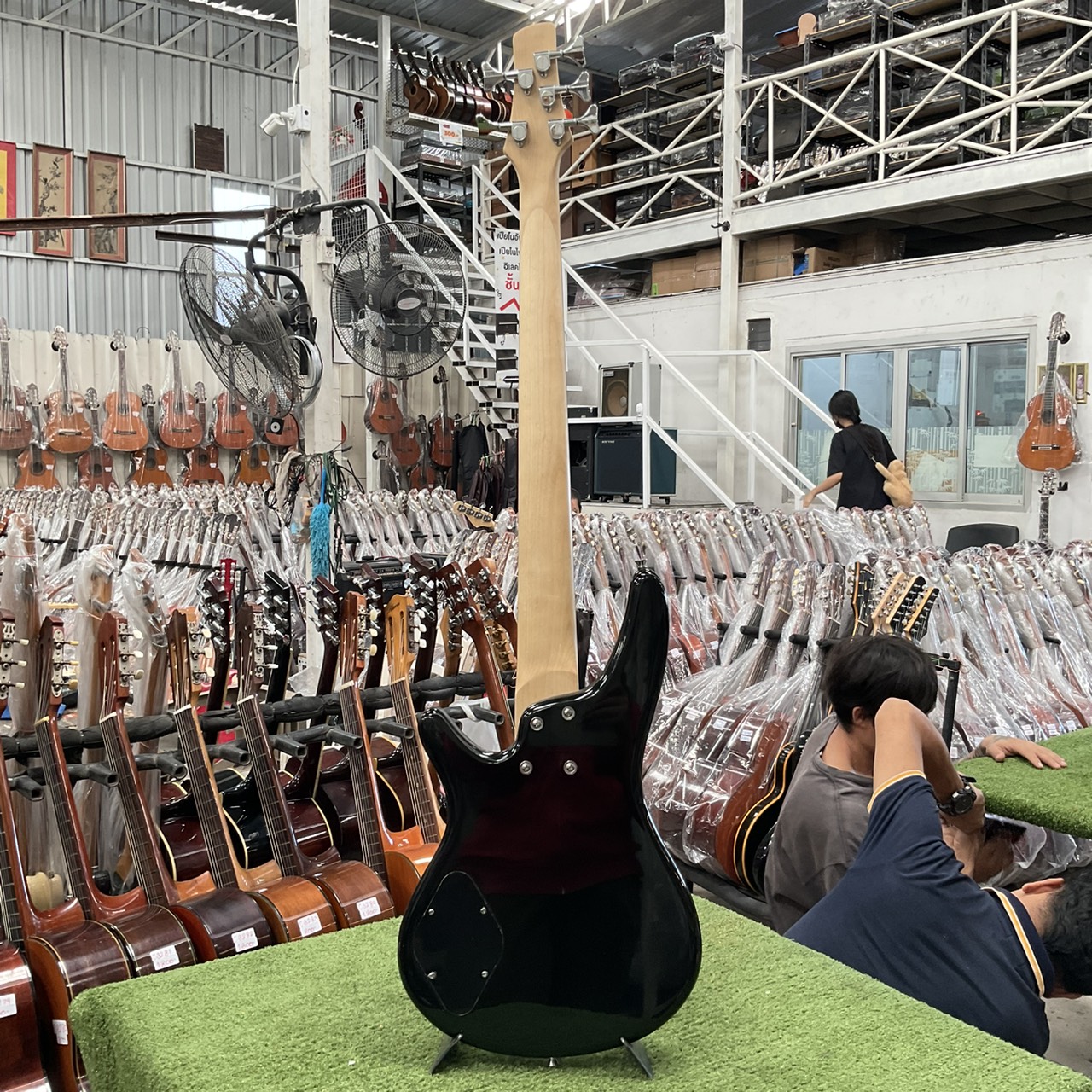 กีต้าร์เบส Sni jer (Gion) - 5 สาย