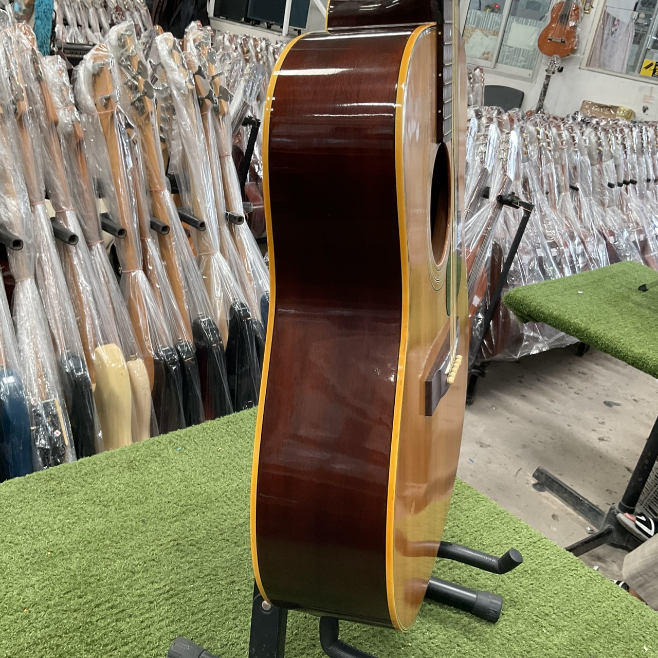 กีต้าร์โปร่ง YAMAHA : FG-151