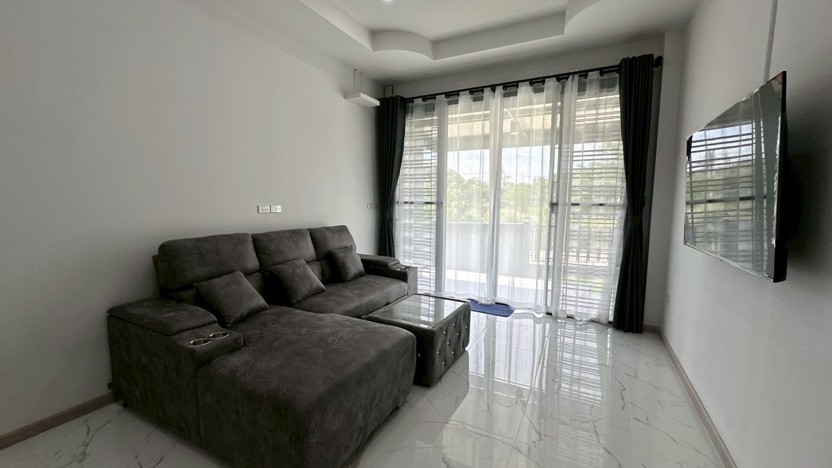 บ้านเช่าพัทยา หนองปลาไหล 3 ห้องนอน 3 ห้องน้ำ บ้านใหม่ ตกแต่งพร้อมอยู่ สวยมาก