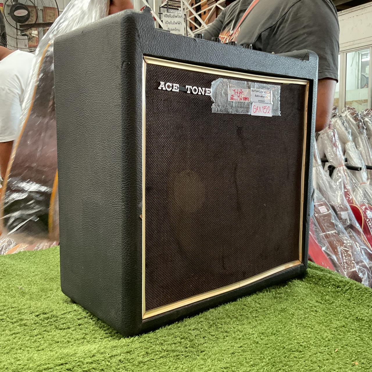 แอมป์กีต้าร์ ACE TONE : SA-15 สินค้าไม่พร้อมใช้งาน (ต้องซ่อม)