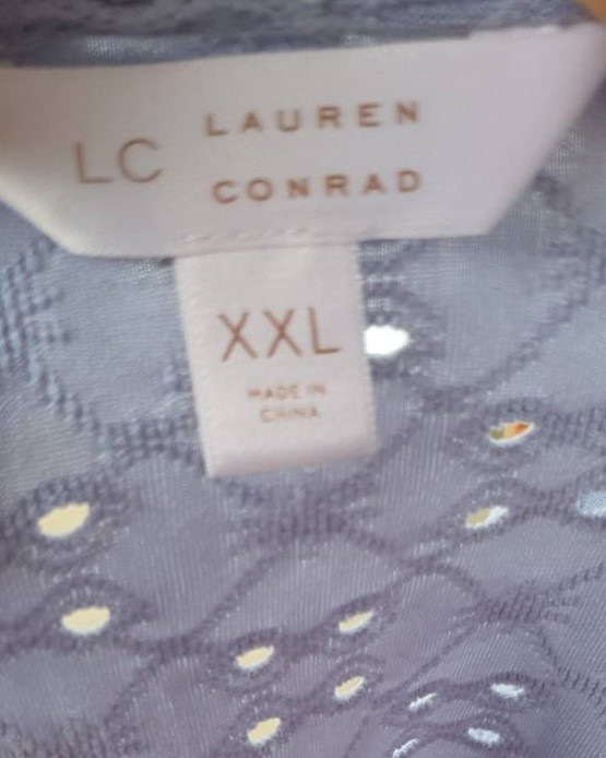 FF03109 เสื้อแฟชั่น มือสอง สีฟ้าอ่อ่น แบรนด์ LAUREN CONARD อก free 50-55 นิ้ว