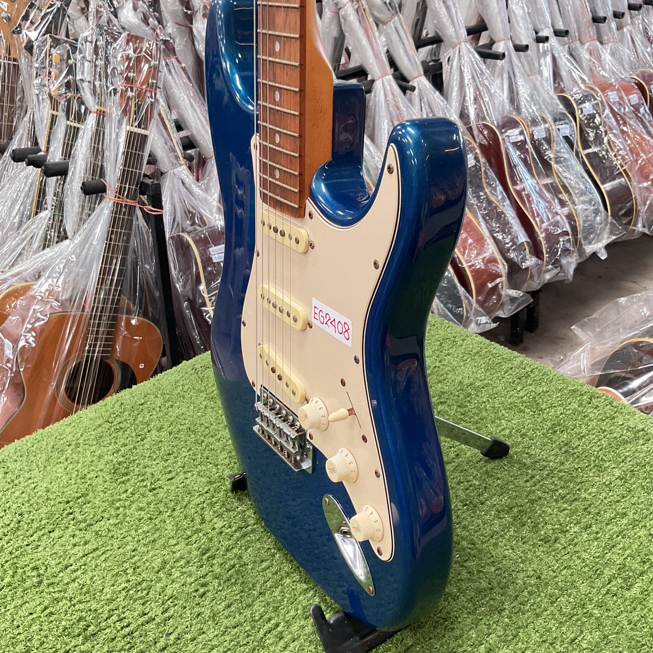 กีต้าร์ไฟฟ้า Legend