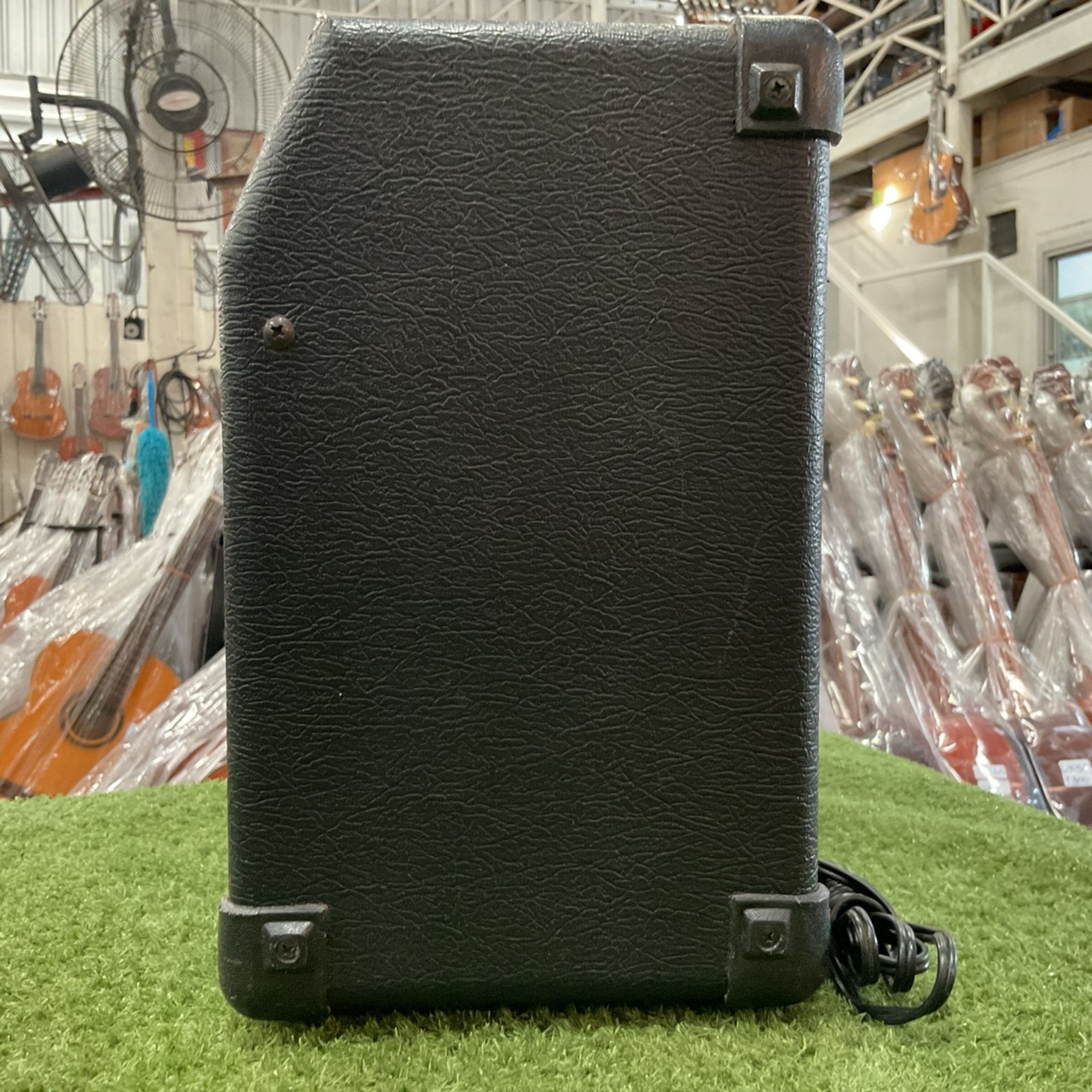 แอมป์กีต้าร์ FERNANDES : FA-10X