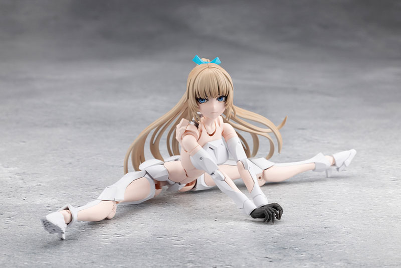 MEGALOMARIA UNLIMITED UNIVERSE EMULATOR Plastic Model(Pre-order)