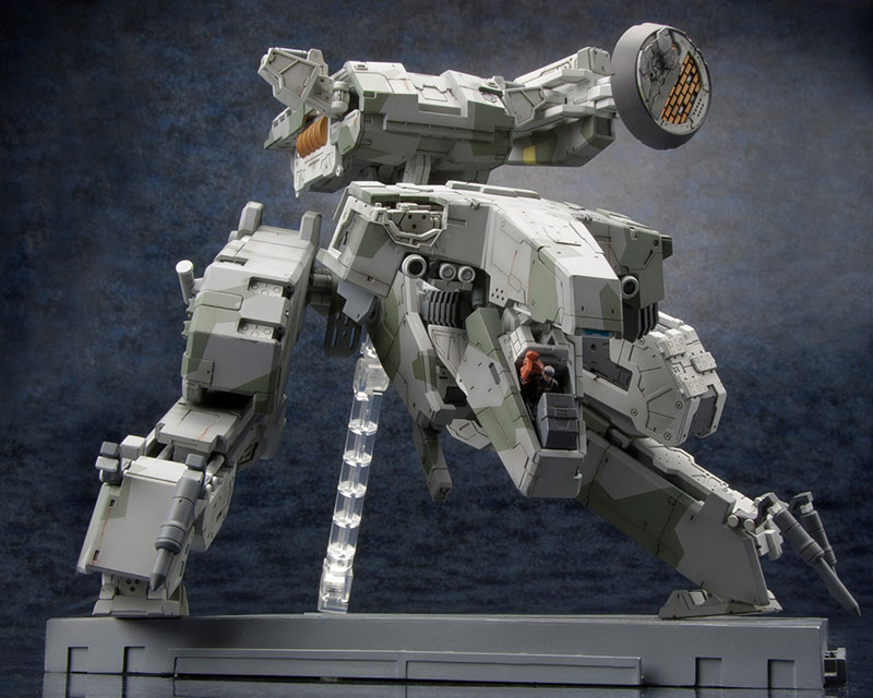 Metal Gear Solid 4 Guns of the Patriot Metal Gear REX METAL GEAR SOLID 4 Ver. 1/100 Plastic Model(Pre-order)