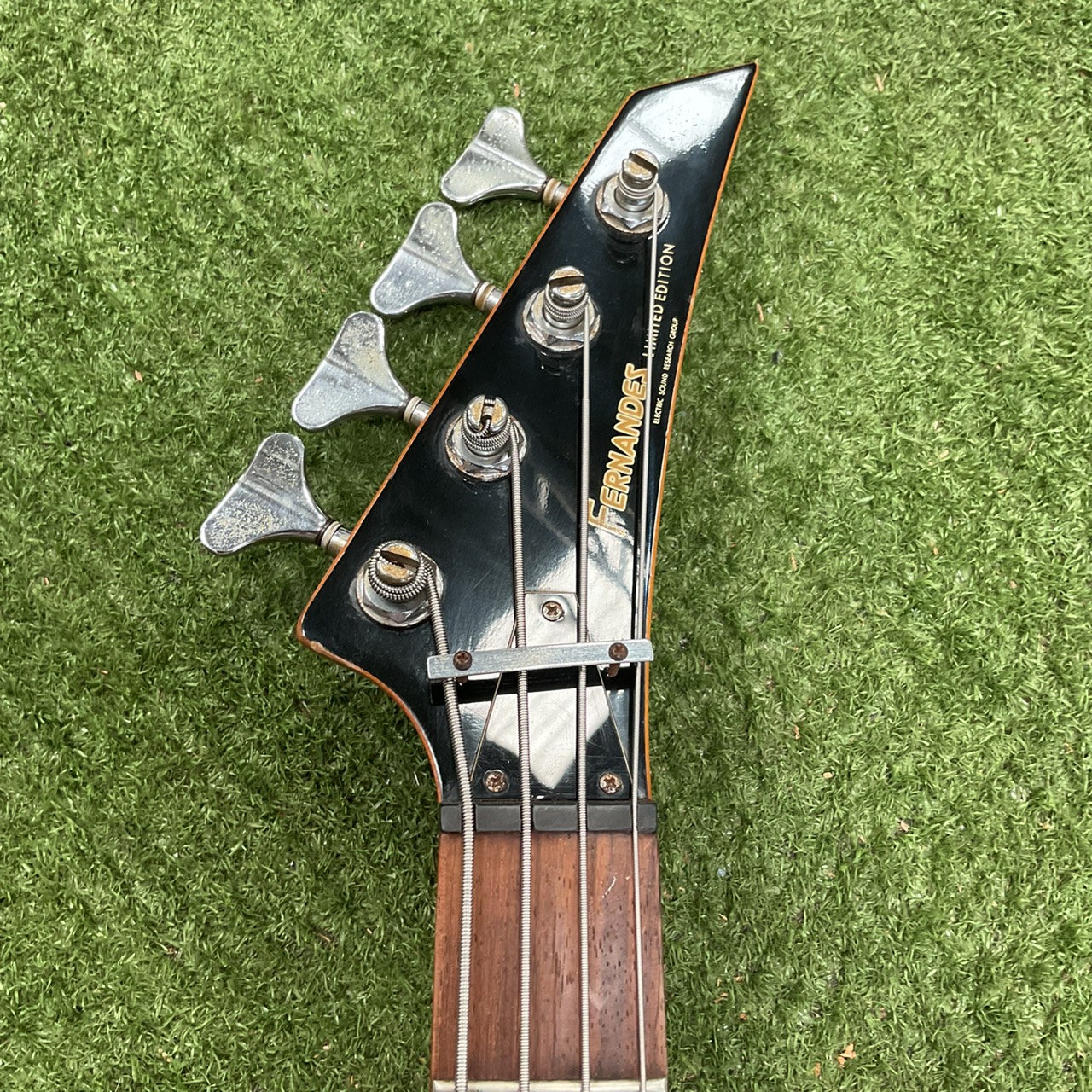 กีต้าร์เบส FERNANDES : LIMITED EDITION