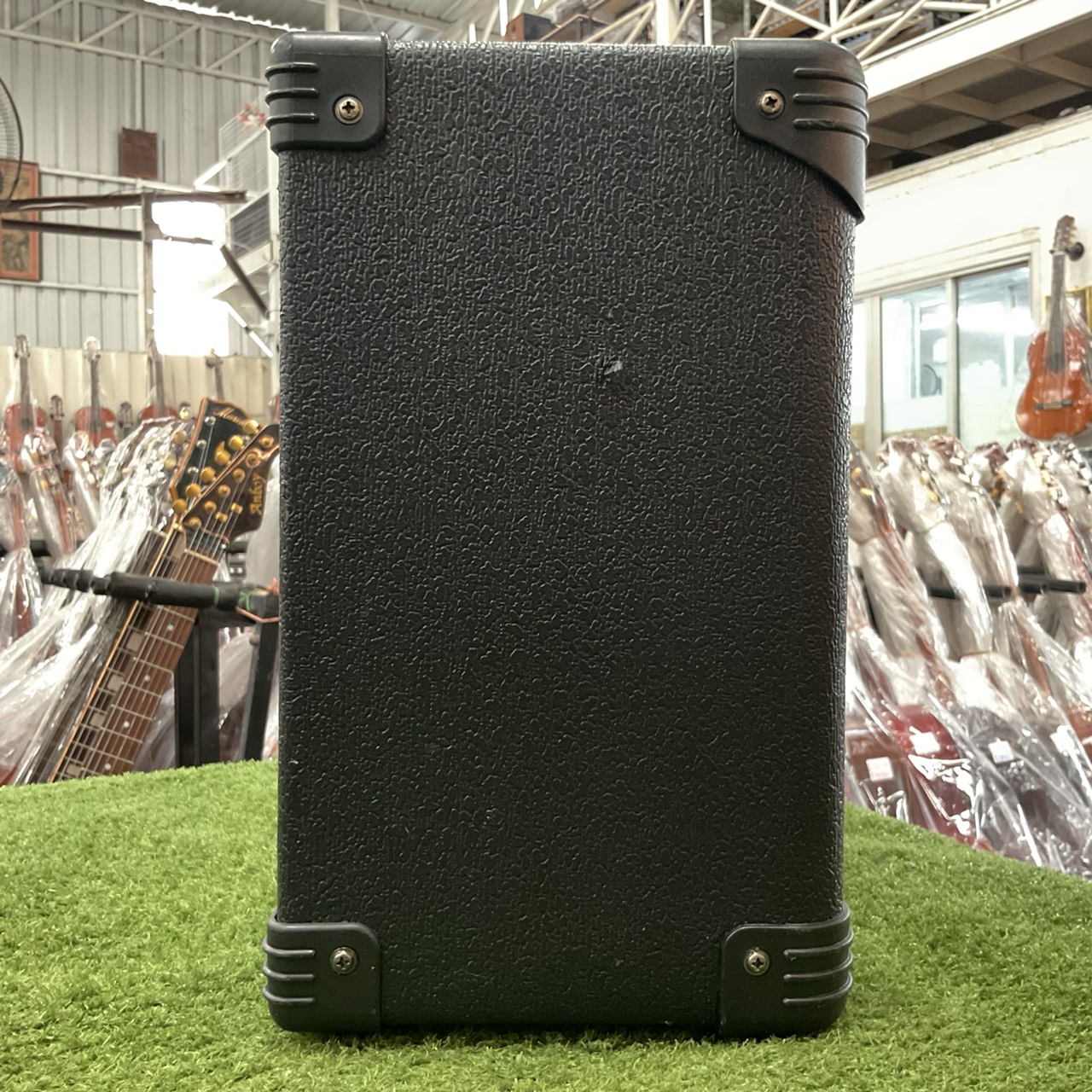 แอมป์กีต้าร์ Louis : LGA-15