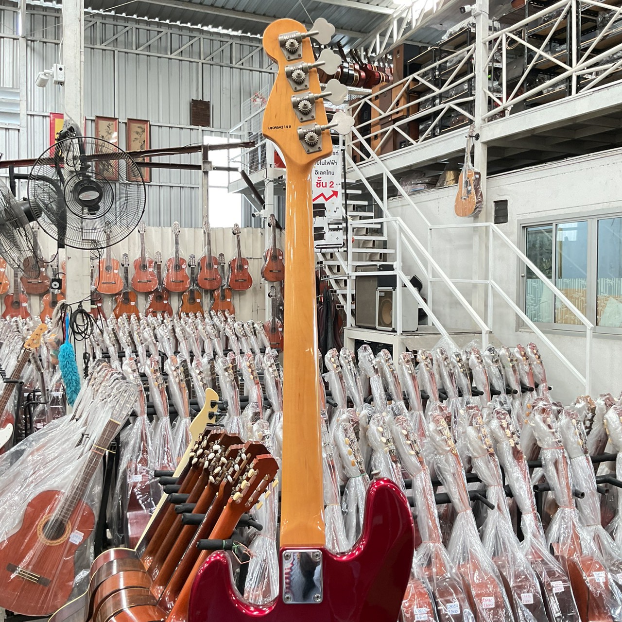 กีต้าร์เบส Grass Roots