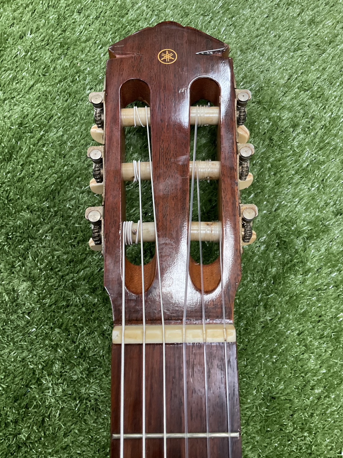 กีต้าร์คลาสสิค YAMAHA : G-85D