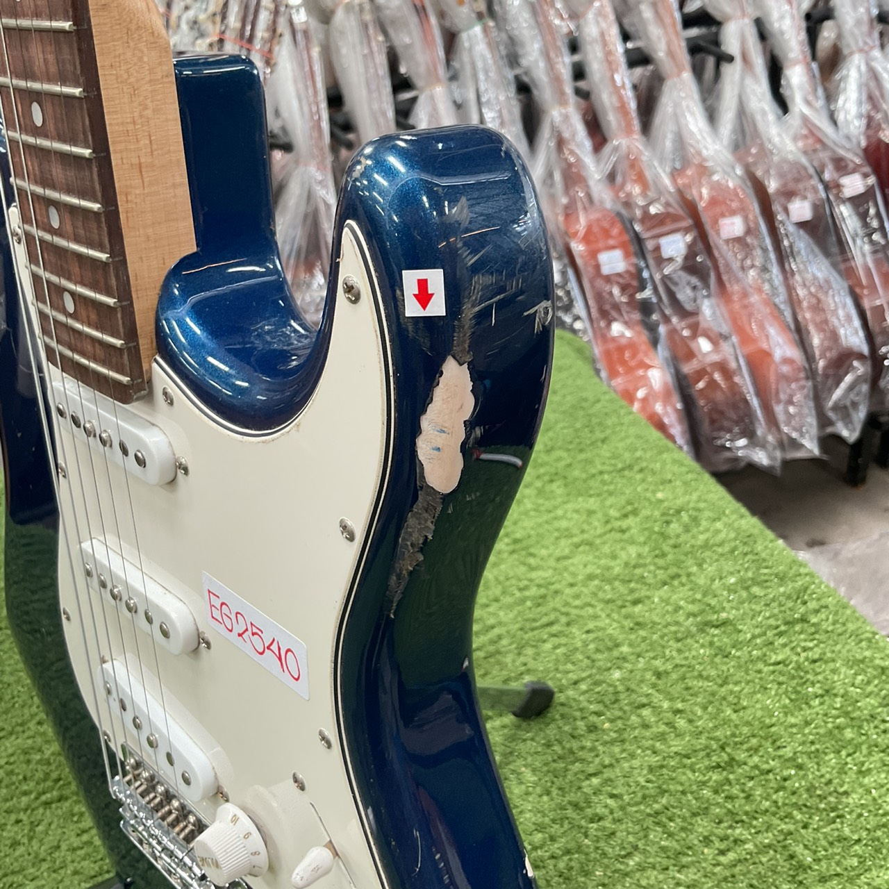 กีต้าร์ไฟฟ้า Legend