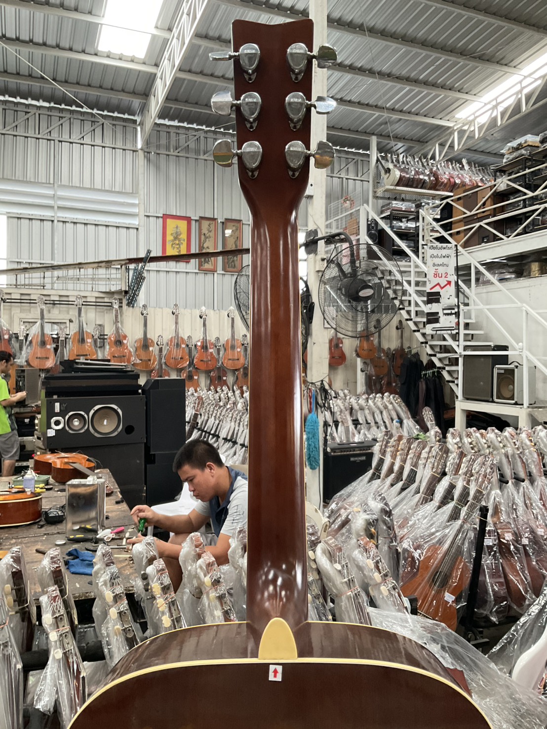 กีต้าร์โปร่ง YAMAHA : FG-200D