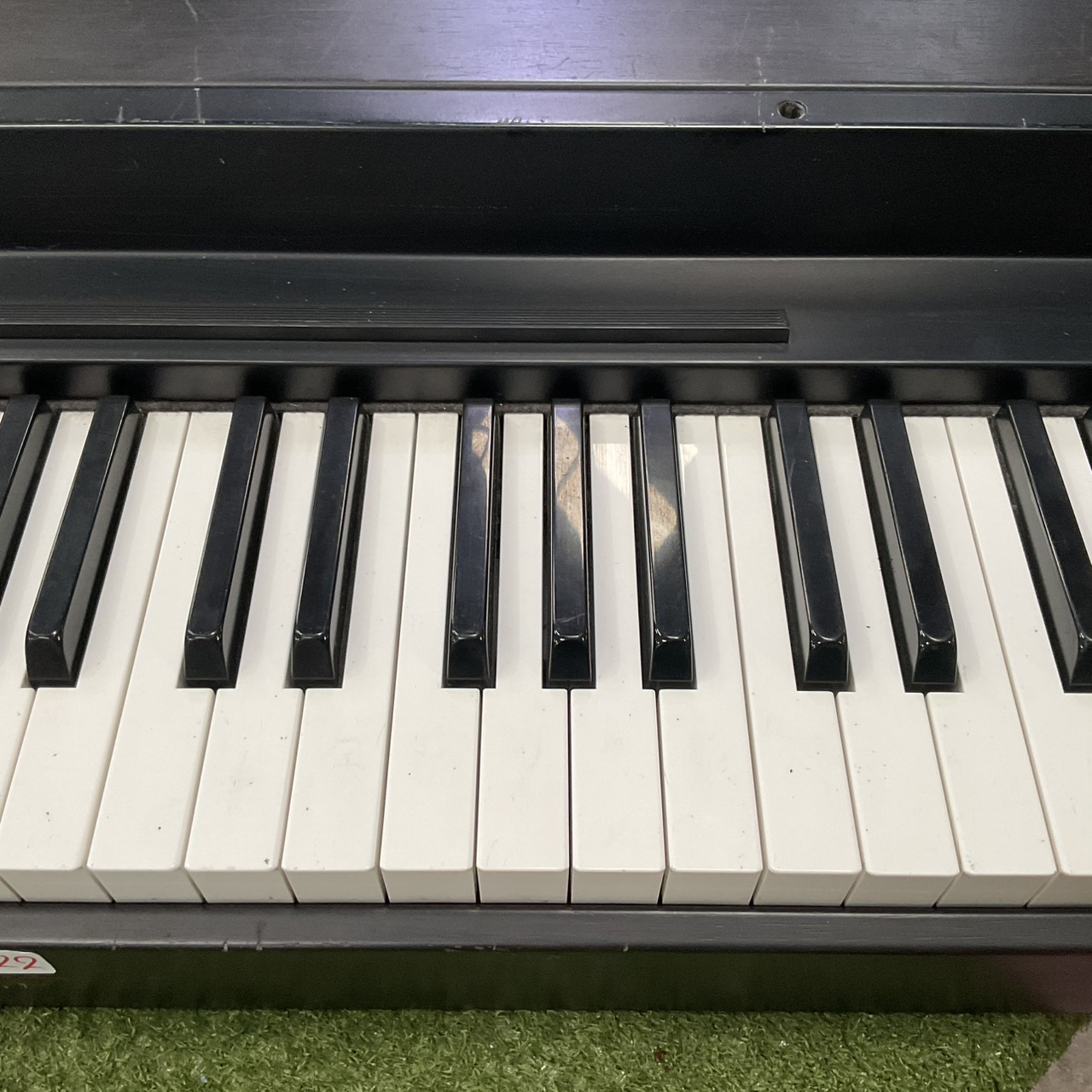 เปียโน YAMAHA : CLP-100 สินค้าไม่พร้อมใช้งาน (ต้องซ่อม)