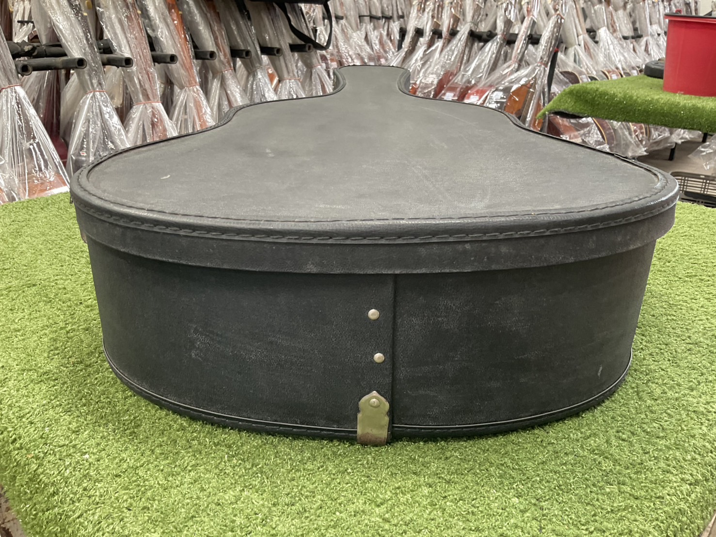 กล่องเคสกีต้าร์คลาสสิค