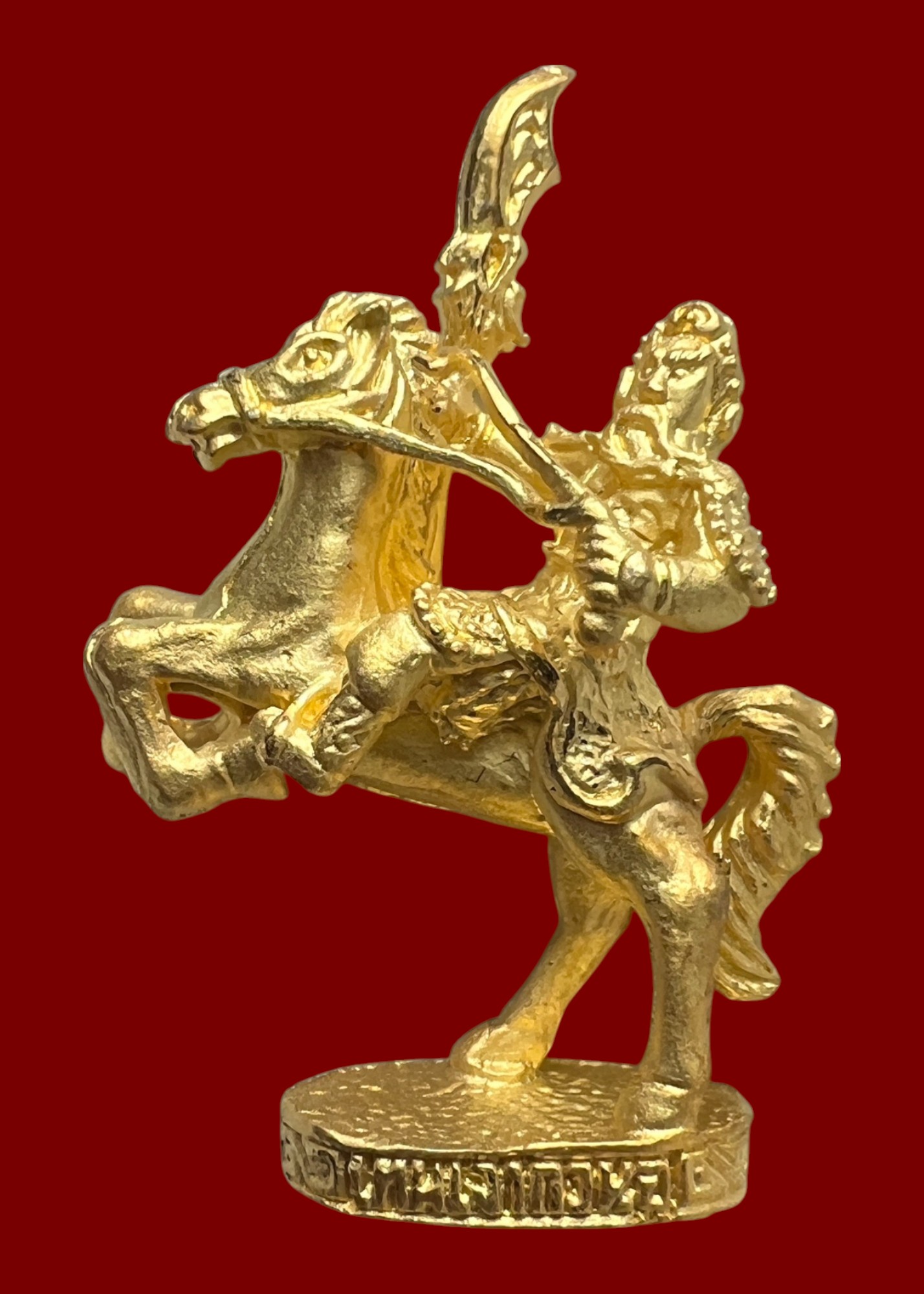 เทพเจ้ากวนอูทรงม้าศึก (เนื้อสัมฤทธิ์ชุบทอง) Guan Yu Riding Warhorse. (bronze material, gold plate) SKU-03916