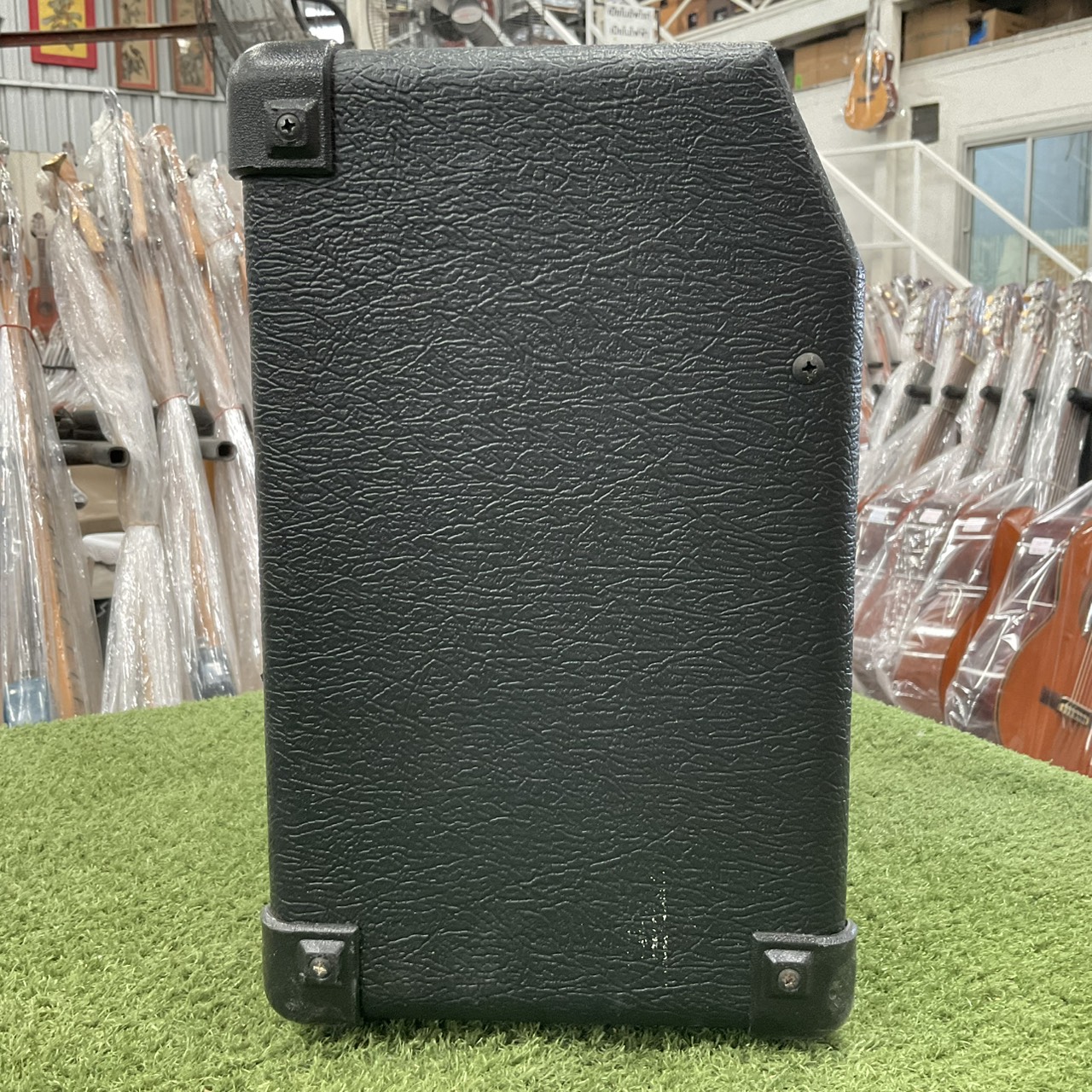 แอมป์กีต้าร์ FERNANDES : FA-15