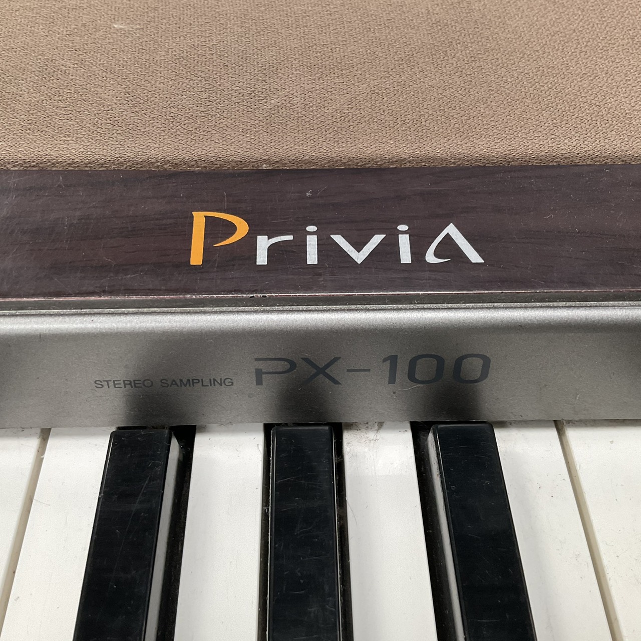 เปียโน CASIO : PX-100 สินค้าไม่พร้อมใช้งาน (ต้องซ่อม)