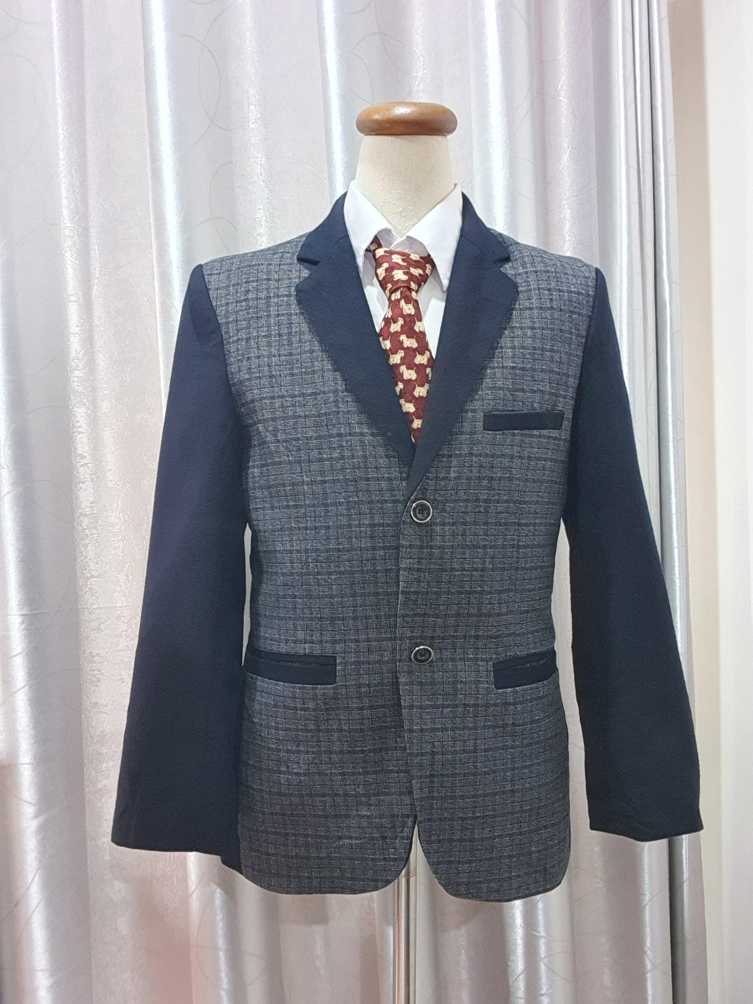 SUIT C0009 เสื้อสูท นำเข้า มือสอง สีเทาดำ DAHRONGYING อก 38 นิ้ว