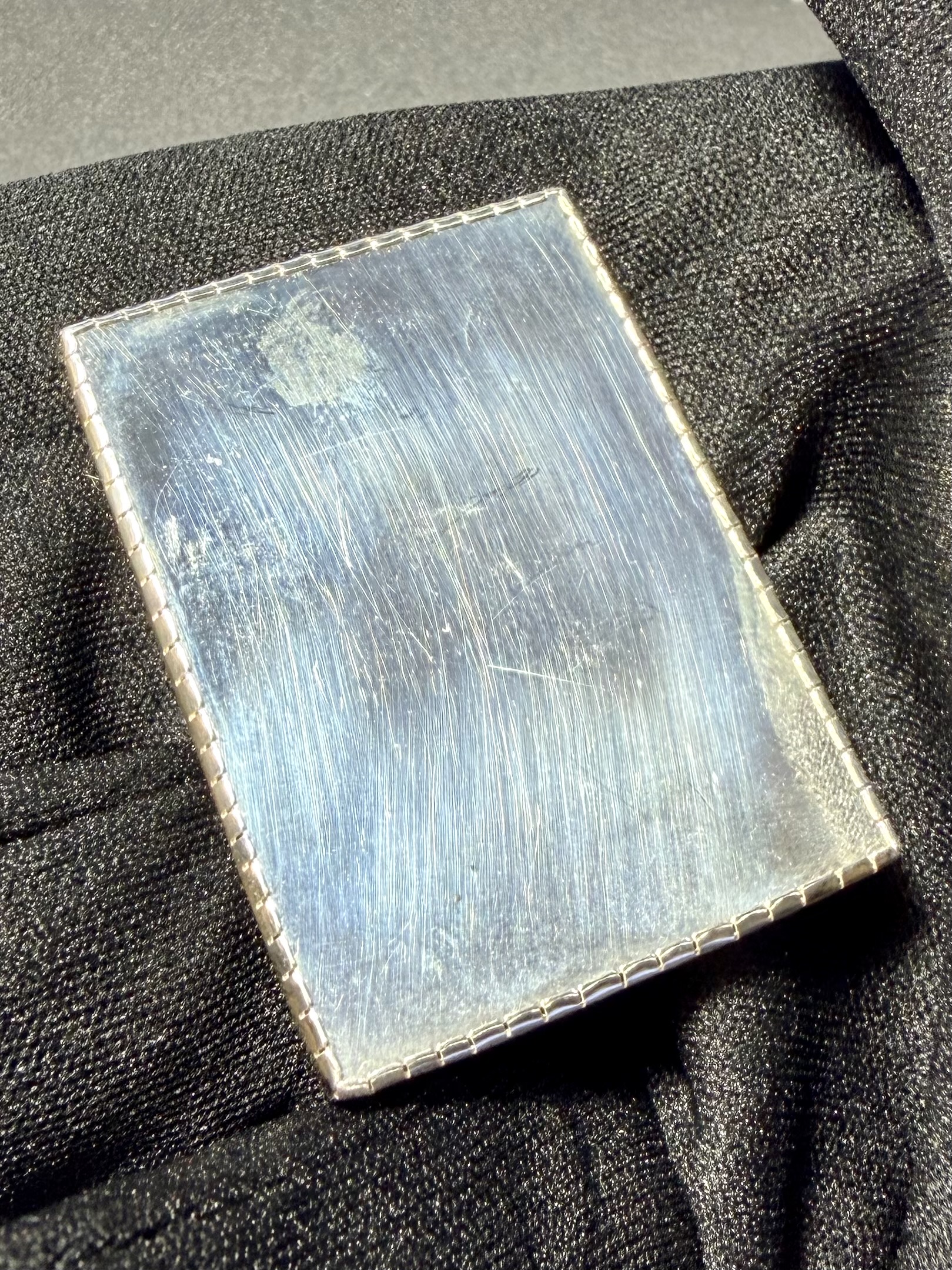 รูปถ่ายหลวงพ่อชำนาญ (รุ่น:หน้าหนุ่ม,เลี่ยมถังเงิน) Luang Por Chamnan Portrait (series:young face,with silver tank frame) SKU-04017