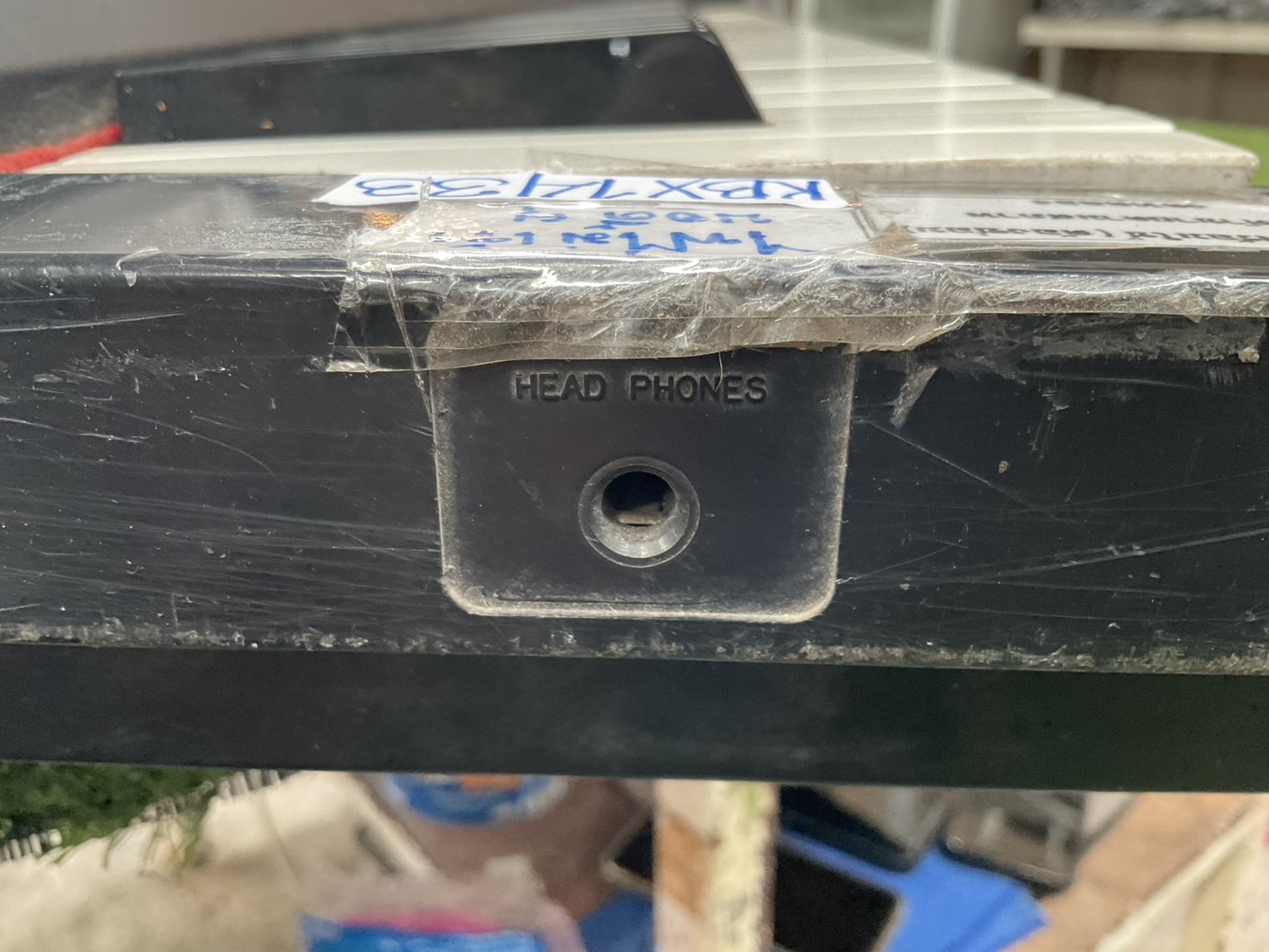 เปียโน COLUMBIA : EP-312 สินค้าไม่พร้อมใช้งาน (ต้องซ่อม)