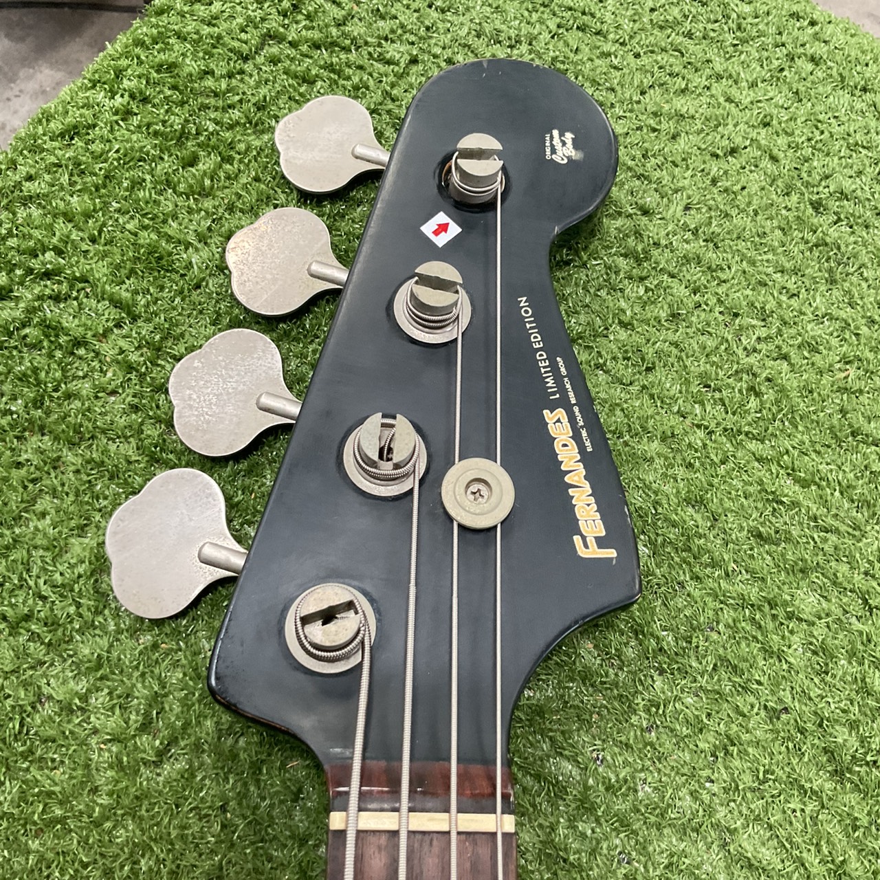 กีต้าร์เบส FERNANDES : LIMITED EDITION