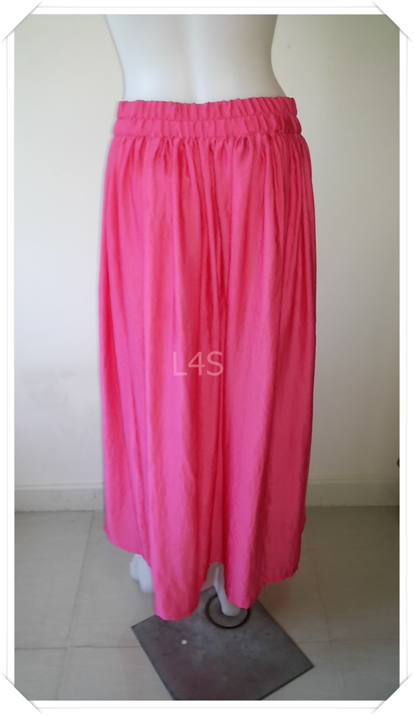 FF01303 -กระโปรงยาว สีชมพูพริ้ง มือสอง MANGO เอว 28-34 นิ้ว