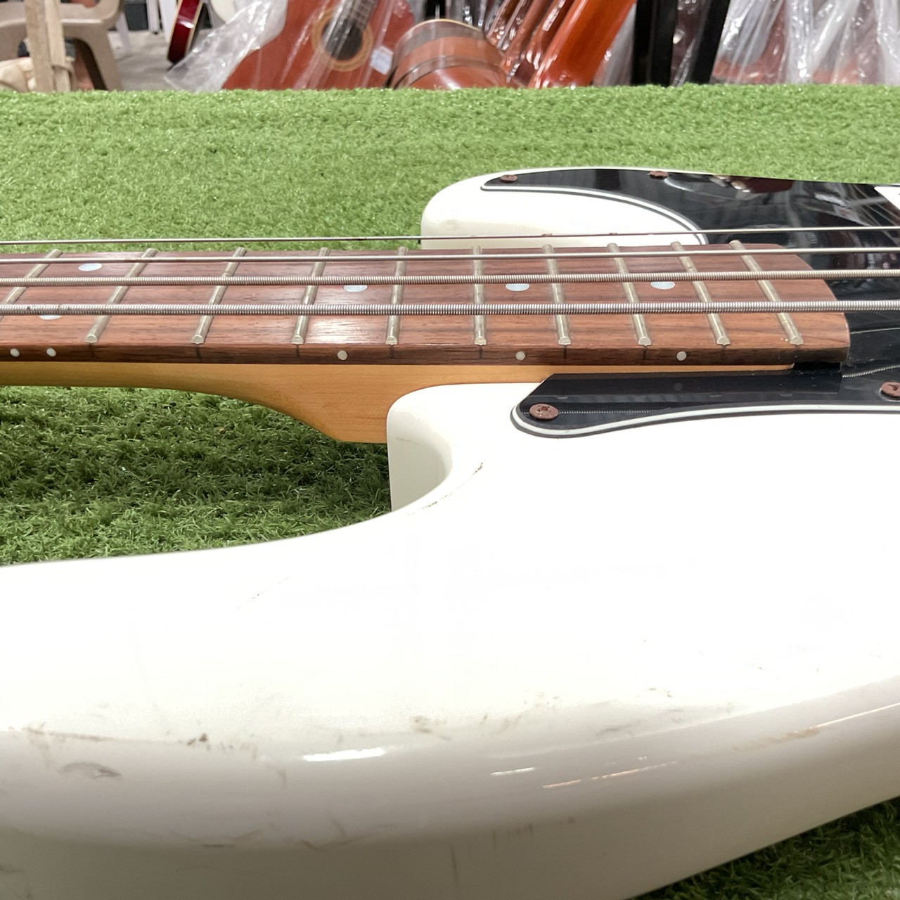 กีต้าร์เบส SELDER