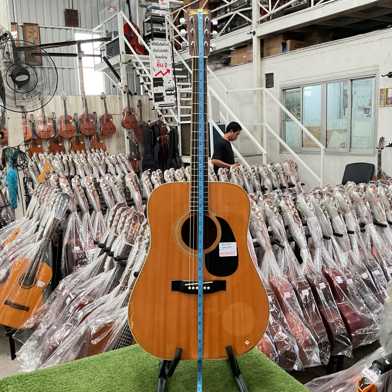 กีต้าร์โปร่ง Yamaki