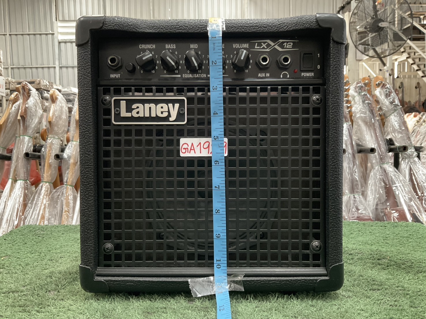 แอมป์กีต้าร์ Laney : LX12