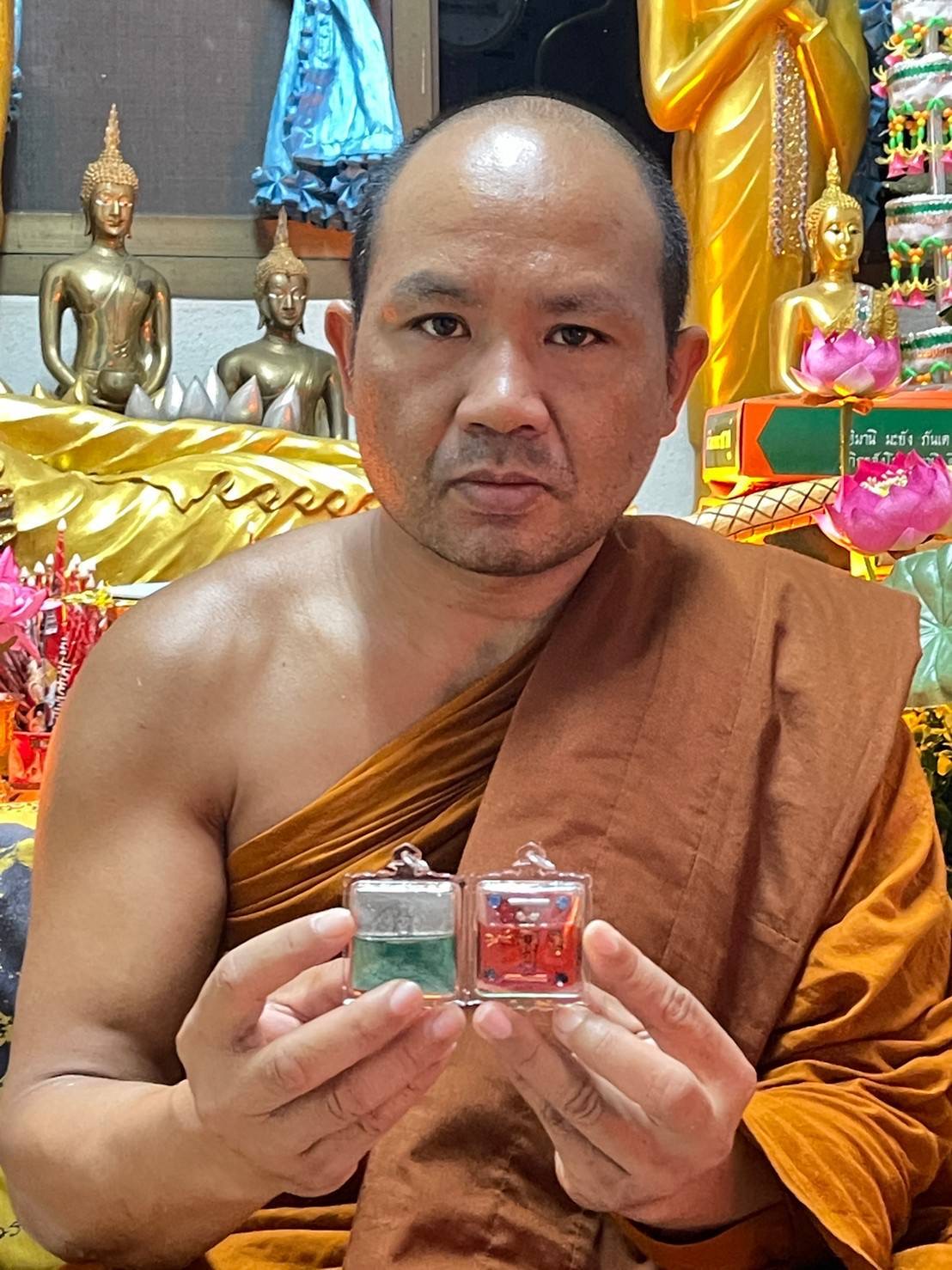 แม่เป๋อ (เลี่ยมน้ำมัน) Mae Pher (oil encased). SKU-01443