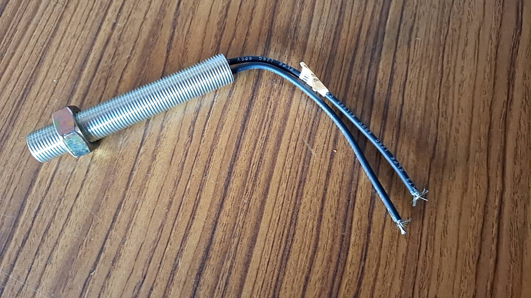 เกจ์วัดรอบ FARIA 3000 RPM 3.5 นิ้ว วัดชั่วโมงในตัว 12V ต่อกับไดชาร์ท ไฟร์วีล + เซ็นเซอร์ 5 หุน