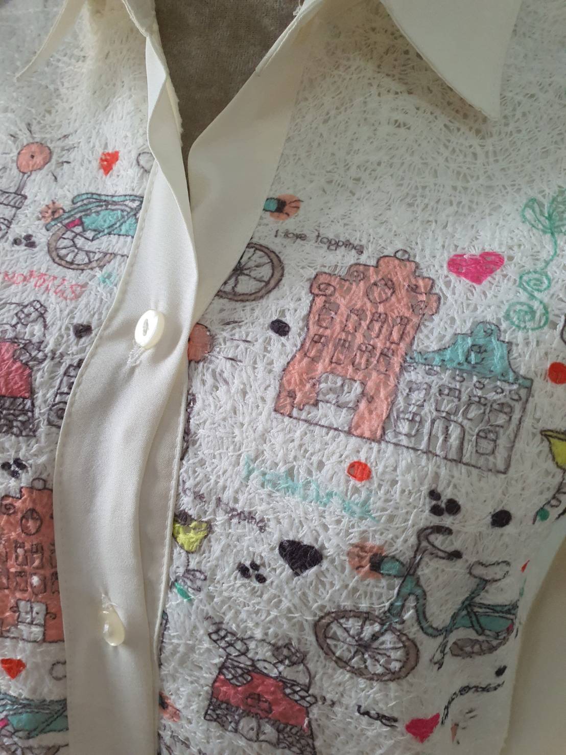 FF06567 เสื้อเชิ้ต มือสอง สีขาว งานปักถัก อก 32 นิ้ว