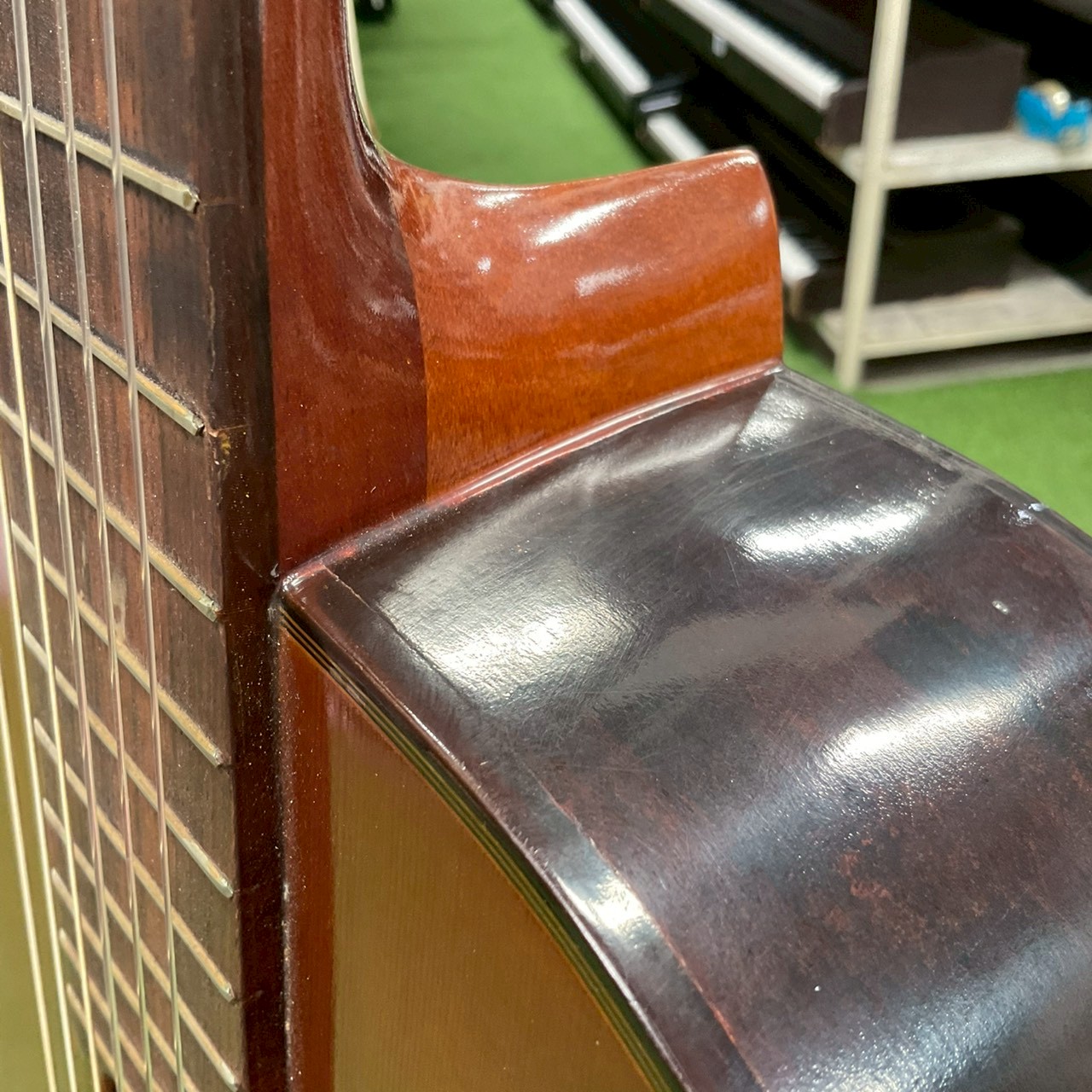 กีต้าร์คลาสสิค Zen-on Gut : No.60