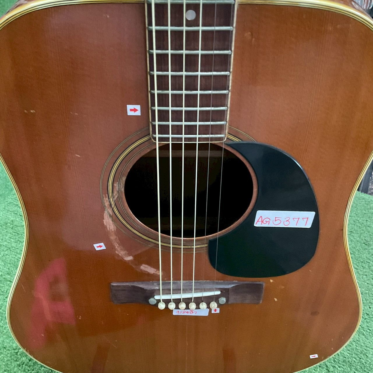 กีต้าร์โปร่ง Folks : F120