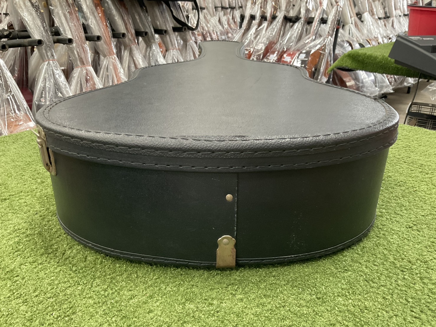 กล่องเคสกีต้าร์คลาสสิค