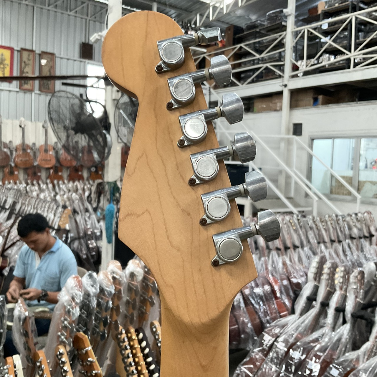 กีต้าร์ไฟฟ้า PhotoGenic