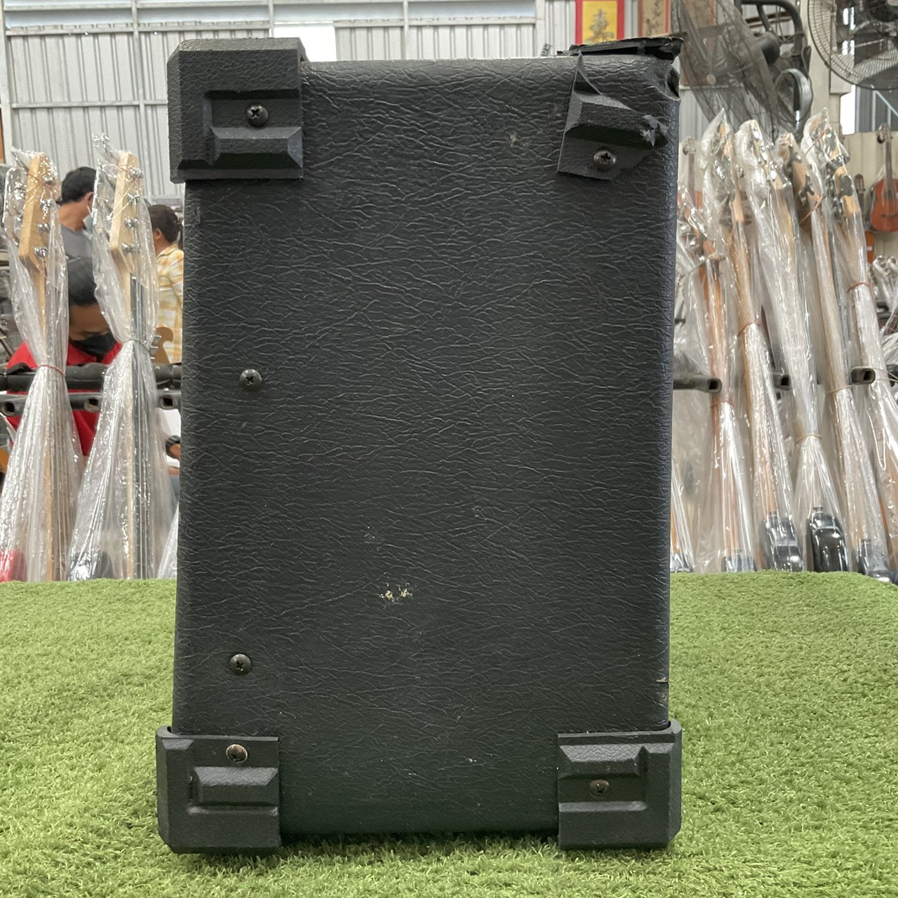 แอมป์กีต้าร์ Guyatone : SX-100