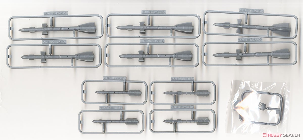 โมเดลเครื่องบิน Great Wall Hobby 1/48 L4827 Su-27UB "Flanker C" Heavy Fighter