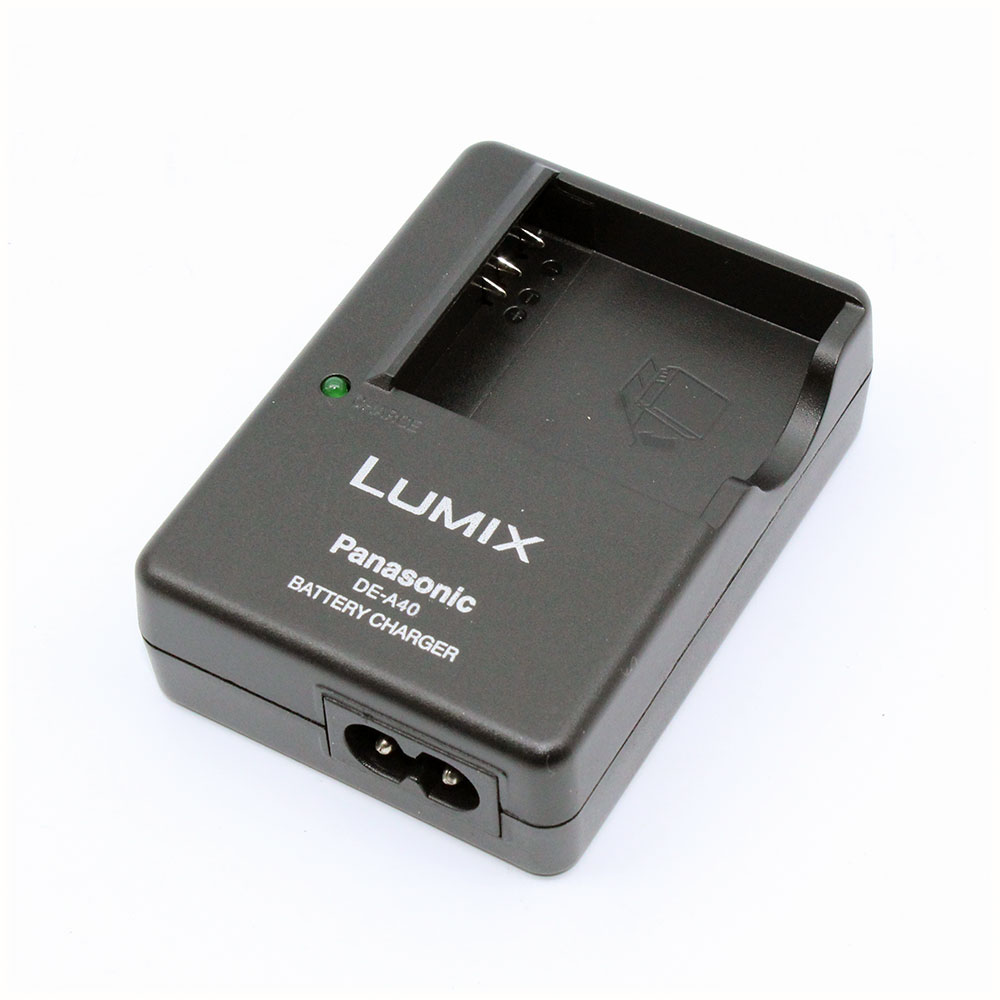 แท่นชาร์จแบต Panasonic รุ่น DE-A40 ( S008E / S005E)