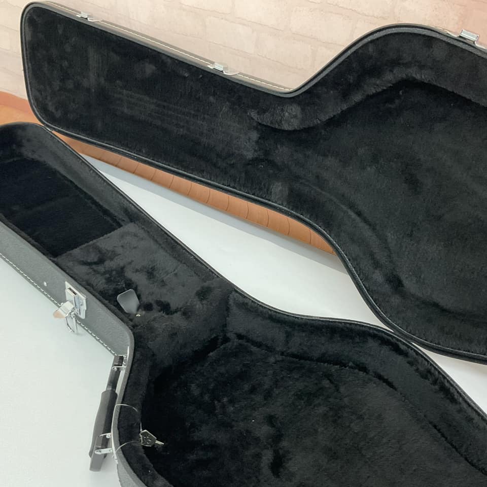 กล่องเคสกีต้าร์เบสไฟฟ้า