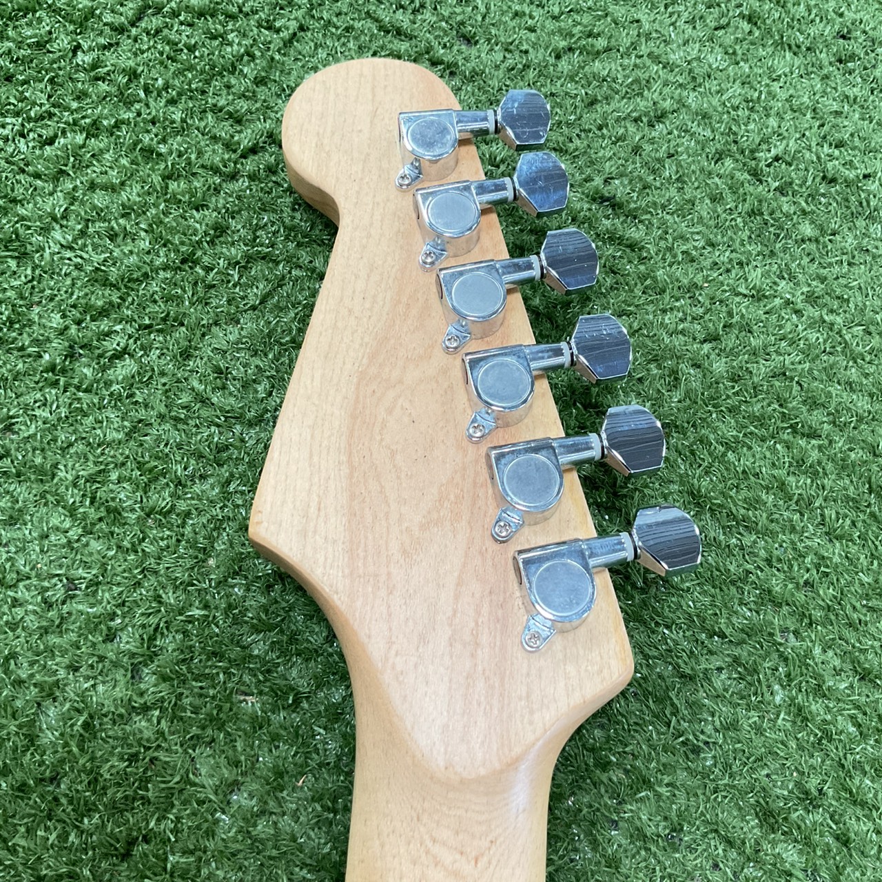 กีต้าร์ไฟฟ้า SELDER