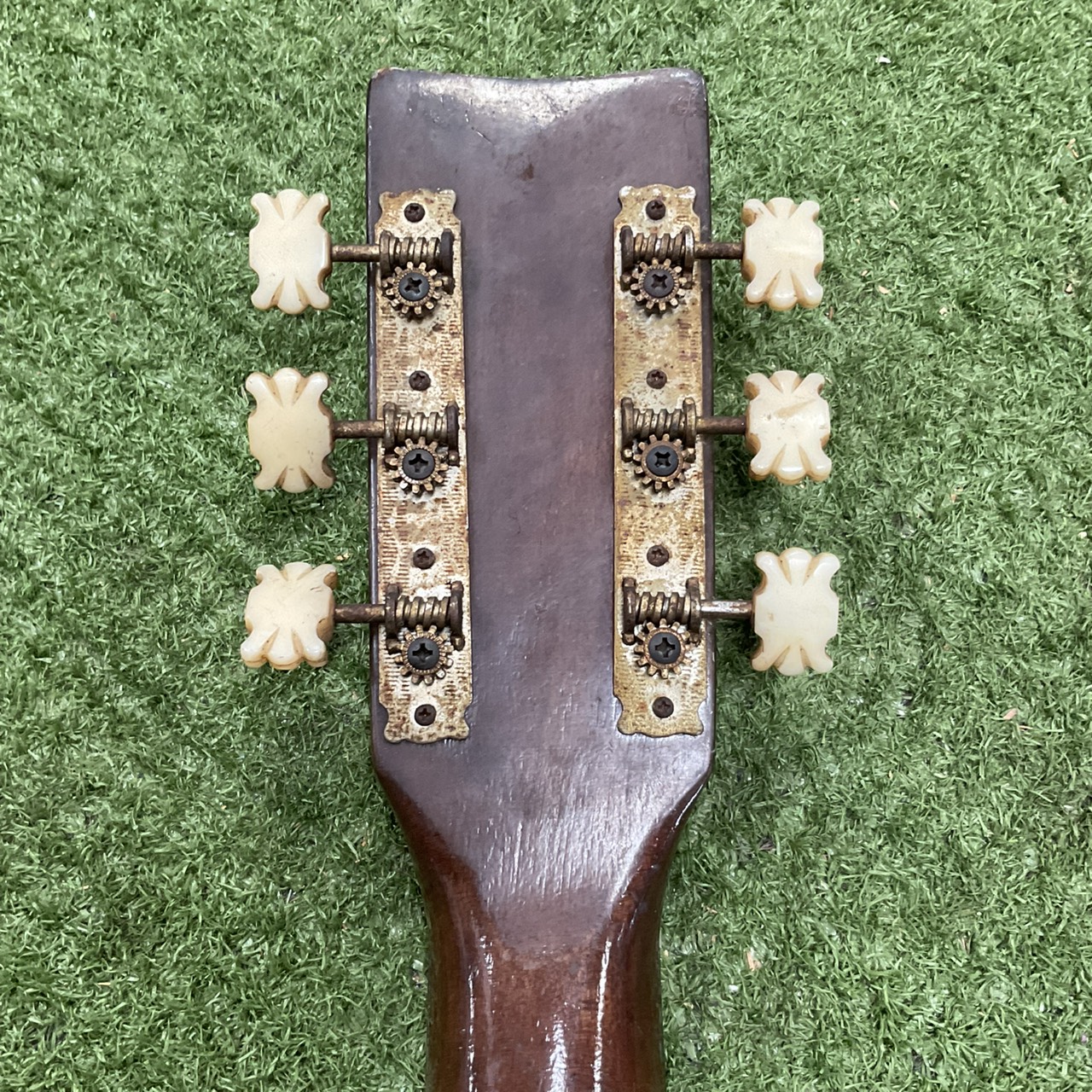 กีต้าร์โปร่ง Enjoy Found