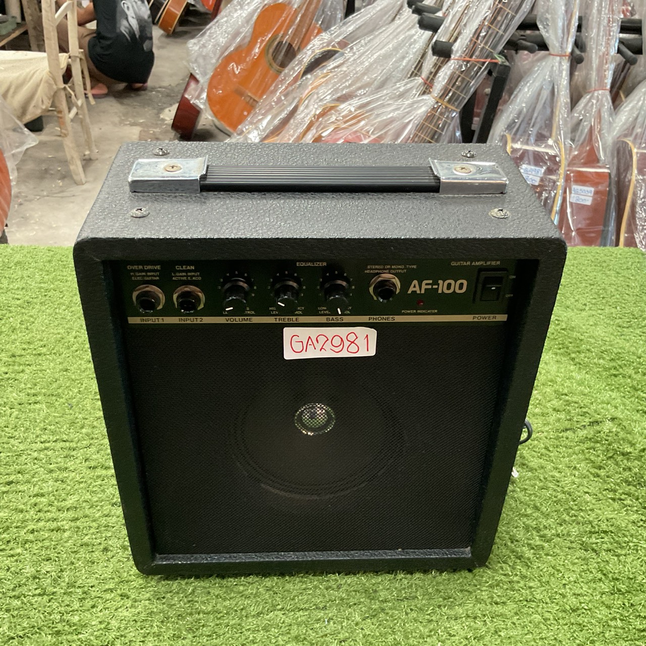 แอมป์กีต้าร์ ADVANCE : AF-100