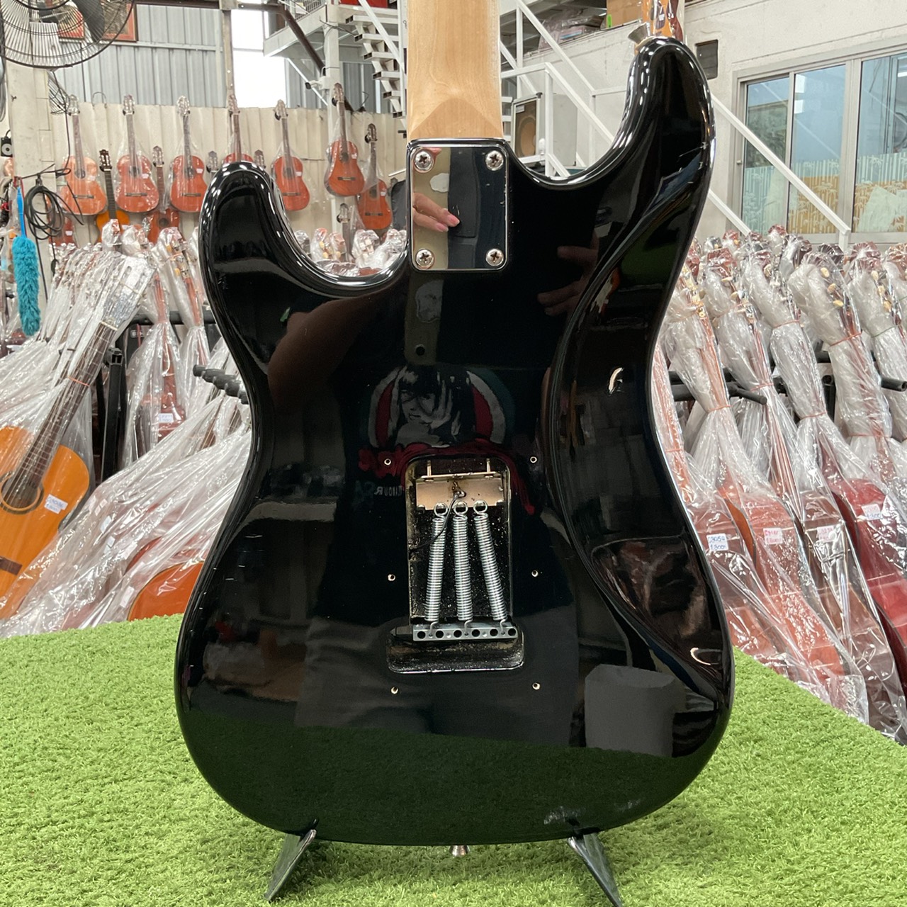 กีต้าร์ไฟฟ้า SELDER