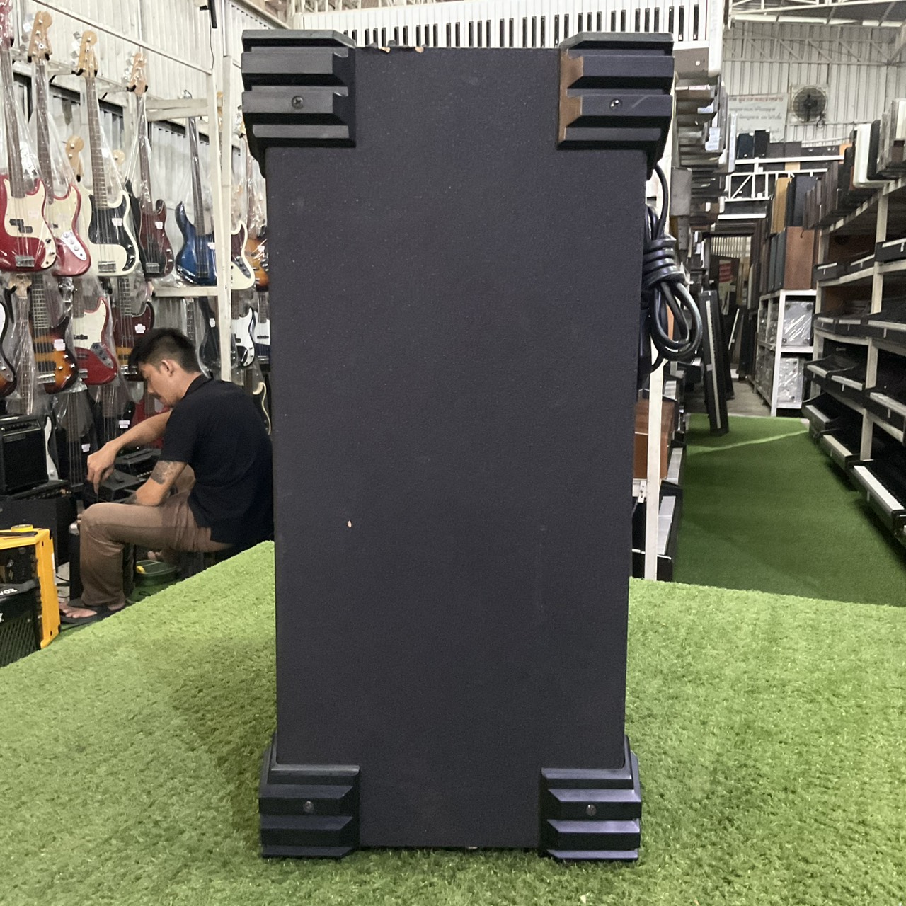 แอมป์เบส YAMAHA : HR-1000B